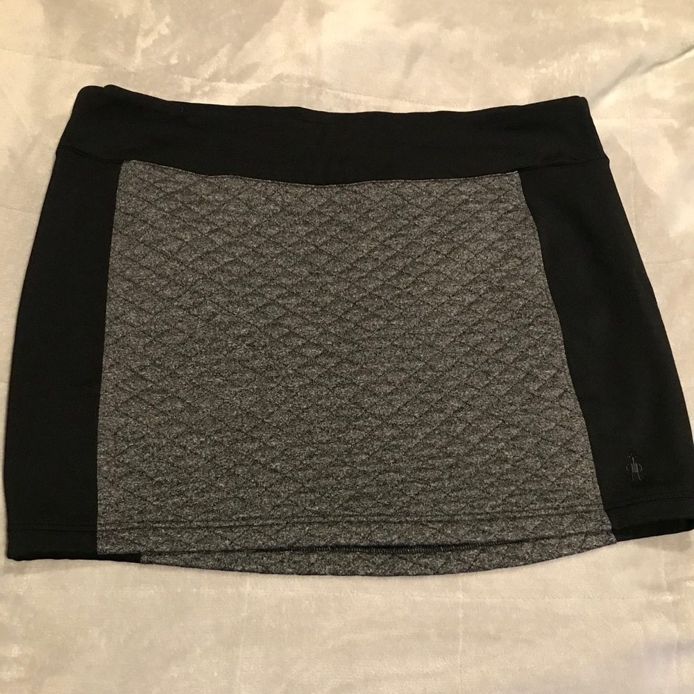 Wool skirt